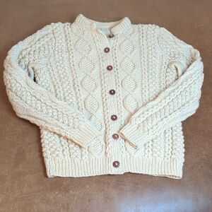 Women's Cream Cable Knit Sweater